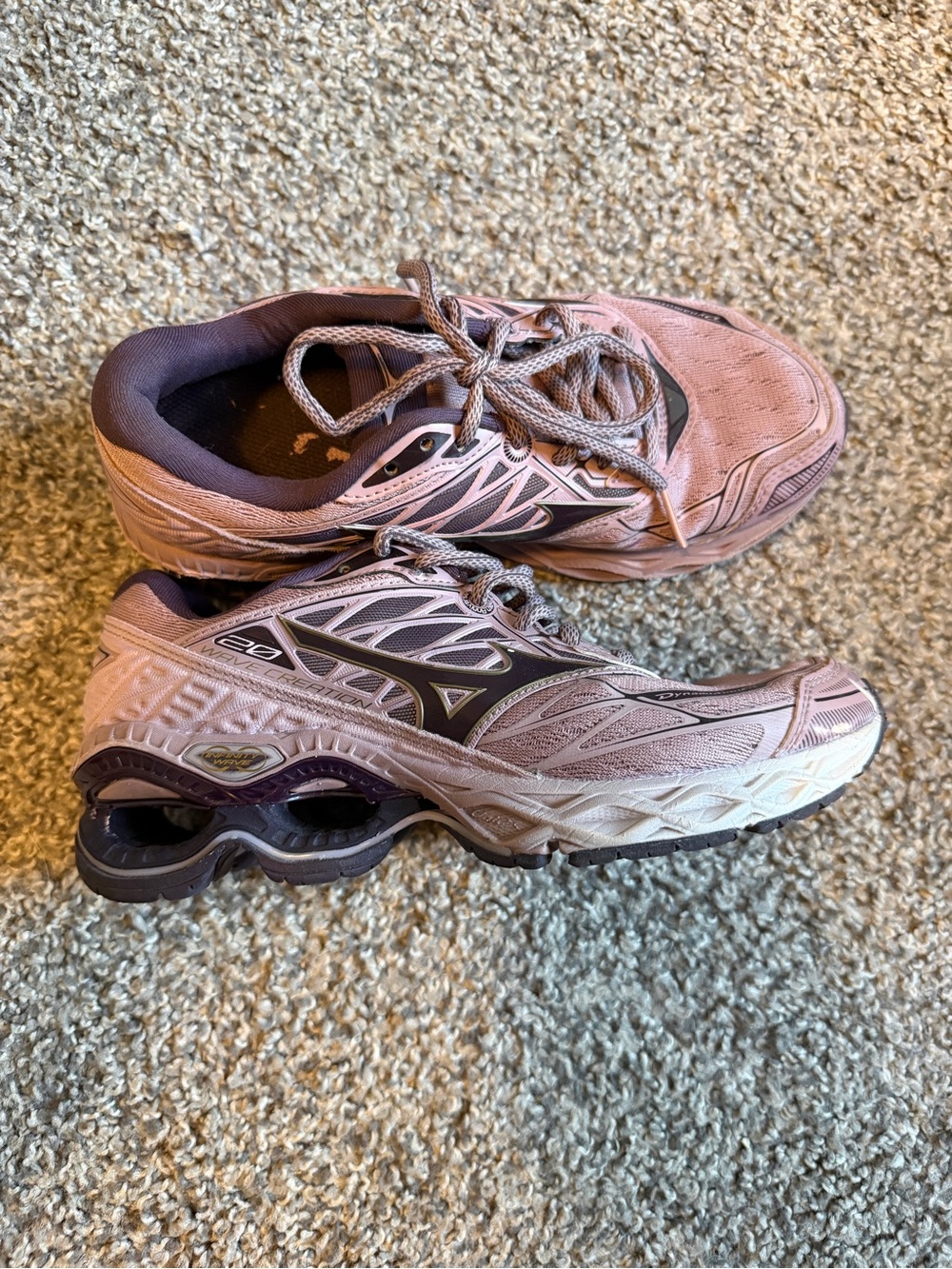 Mizuno Women's Pink and Purple Athletic Running Shoes